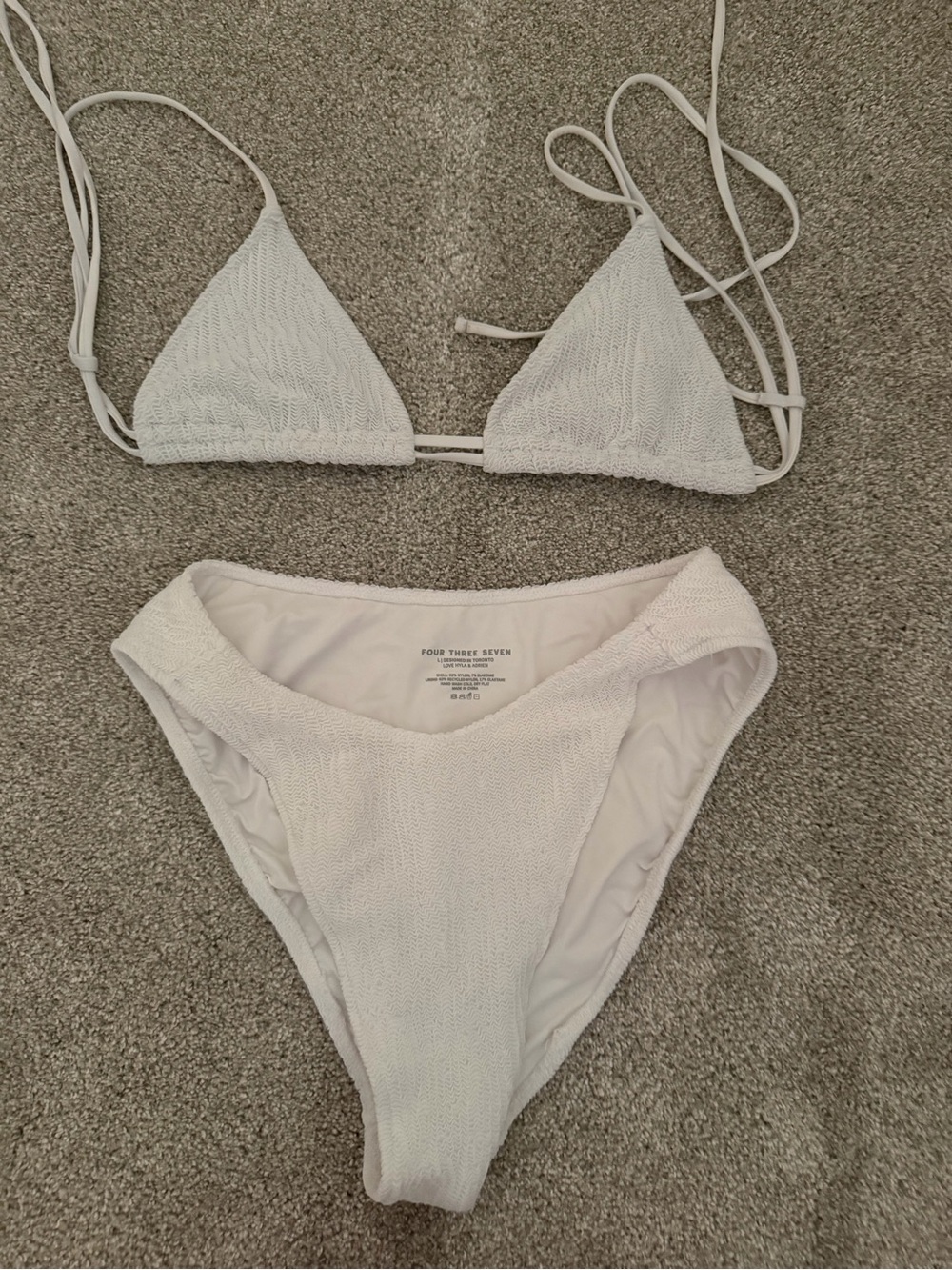 437 Four Three Seven White Textured Triangle Bikini Set Top M Bottom L